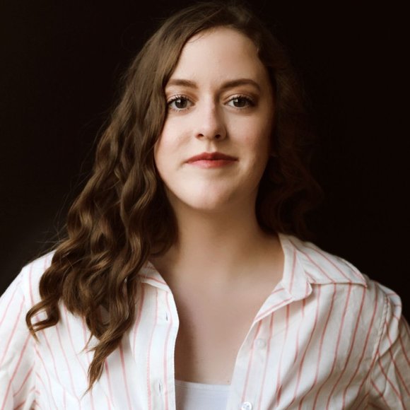 Meet your Posher, Emma - Picture 2 of 2